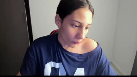 Snapshot of ivanna_essis chatting on 12/14/24, 10:50 ivanna_essis online show from 12/14/24, 10:50