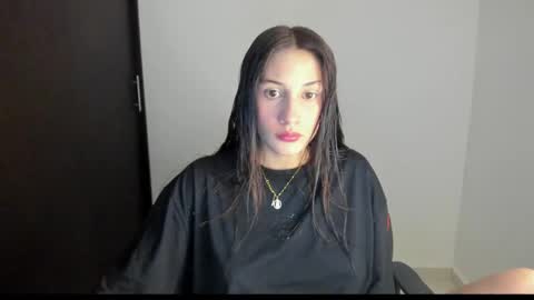 Snapshot of ivanna_essis chatting on 01/07/25, 05:12 ivanna_essis online show from 01/07/25, 05:12