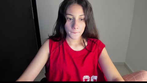 Snapshot of ivanna_essis chatting on 01/15/25, 05:50 ivanna_essis online show from 01/15/25, 05:50