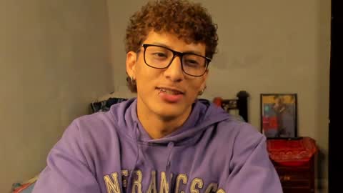 Snapshot of ivano_jones chatting on 01/08/25, 11:09 Ivano online show from 01/08/25, 11:09