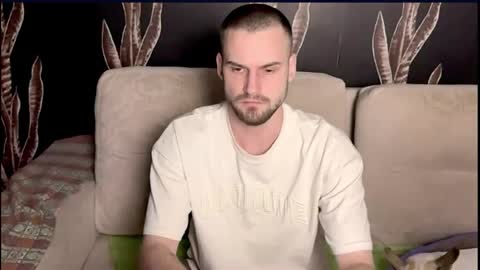 Snapshot of iveran_love1 chatting on 10/18/25, 07:03 iveran online show from 10/18/25, 07:03