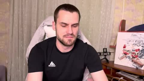 Snapshot of iveran_love1 chatting on 11/15/25, 07:43 iveran online show from 11/15/25, 07:43