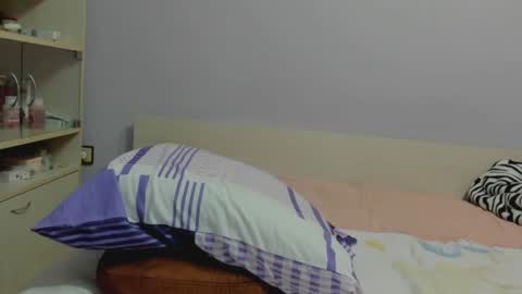 Snapshot of iveto69 chatting on 01/11/25, 03:34 Iveta online show from 01/11/25, 03:34