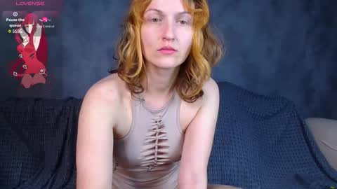 Snapshot of ivi_kiwi chatting on 10/20/25, 09:59 Masha online show from 10/20/25, 09:59