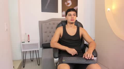 Snapshot of ivo_beischel chatting on 09/10/25, 11:43 Ivo Beischel online show from 09/10/25, 11:43