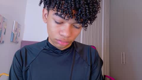 Ivon online show from 10/29/25, 12:18