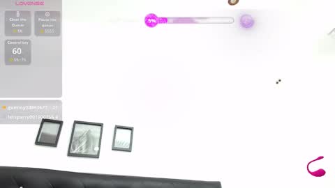 Snapshot of ivorynoir chatting on 10/22/25, 12:49 ivorynoir online show from 10/22/25, 12:49