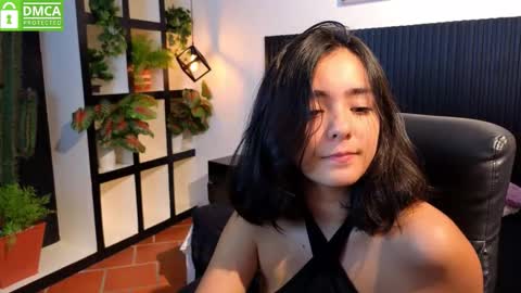 Snapshot of ivy_gail chatting on 11/15/25, 03:37 IVY online show from 11/15/25, 03:37