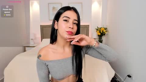 Snapshot of ivy_rein chatting on 09/25/25, 08:12 NEW MODEL Ivy online show from 09/25/25, 08:12