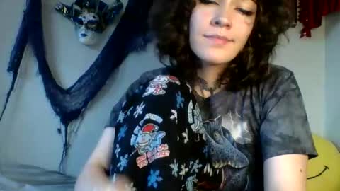 IVY DEVILL online show from 11/26/25, 02:18