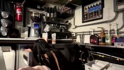 Snapshot of ivydollxoxo chatting on 11/26/25, 03:02 Ivy Rose online show from 11/26/25, 03:02