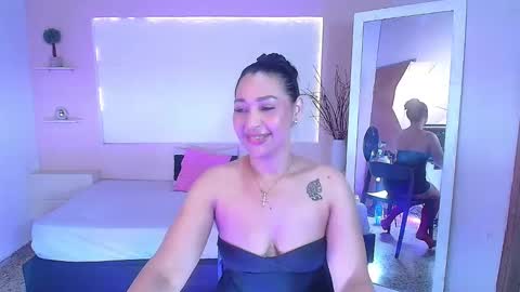 ivyshine7 online show from 09/25/25, 03:43
