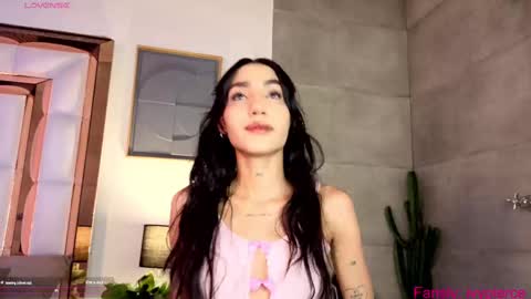 Ivy Pierce  online show from 09/24/25, 06:22