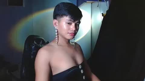 Snapshot of iya143 chatting on 10/30/25, 07:10 iya143 online show from 10/30/25, 07:10