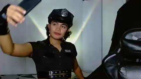 Snapshot of iya143 chatting on 11/06/25, 09:54 iya143 online show from 11/06/25, 09:54