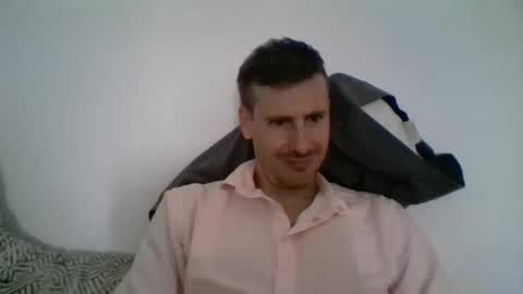 Casandro online show from 10/17/25, 12:08