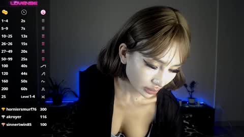 Snapshot of izalim chatting on 02/08/25, 09:35 Iza Lim online show from 02/08/25, 09:35