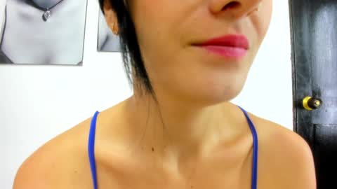 Snapshot of izzy_cum chatting on 01/16/25, 01:25 Izzy online show from 01/16/25, 01:25