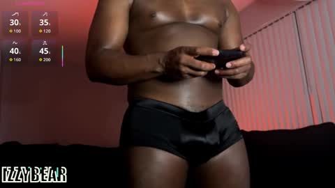 Snapshot of izzybear_ chatting on 11/10/25, 05:50 IzzyBear online show from 11/10/25, 05:50