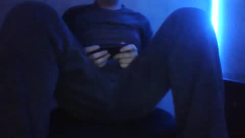 Snapshot of j24781043 chatting on 10/20/25, 07:03 ShyAlexX online show from 10/20/25, 07:03