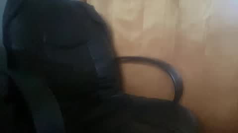 Snapshot of j_k_2 chatting on 10/28/25, 05:26 j_k_2 online show from 10/28/25, 05:26