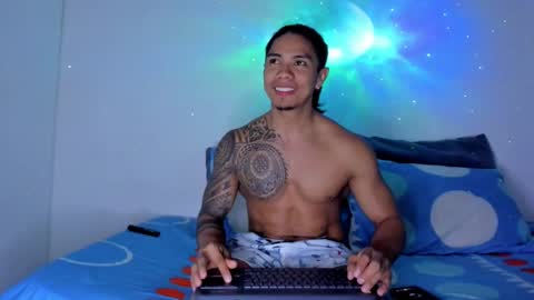 Snapshot of j_musiry chatting on 11/10/25, 12:31 i am juan musiry independent model online show from 11/10/25, 12:31