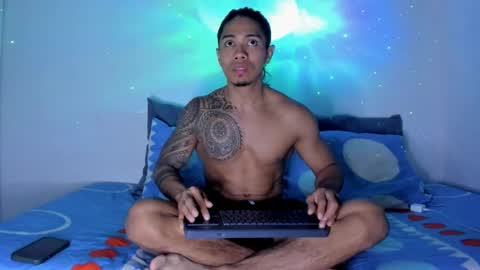 Snapshot of j_musiry chatting on 11/15/25, 05:49 i am juan musiry independent model online show from 11/15/25, 05:49