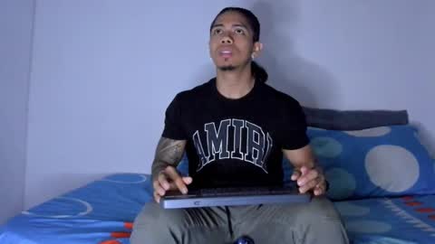 Snapshot of j_musiry chatting on 11/17/25, 03:56 i am juan musiry independent model online show from 11/17/25, 03:56