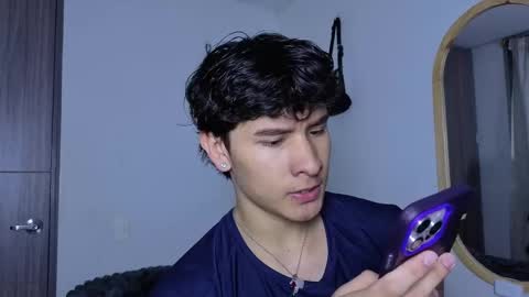 Noah online show from 10/01/25, 01:39