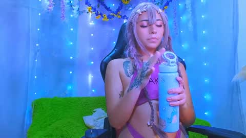 jade 18  online show from 12/08/24, 06:39