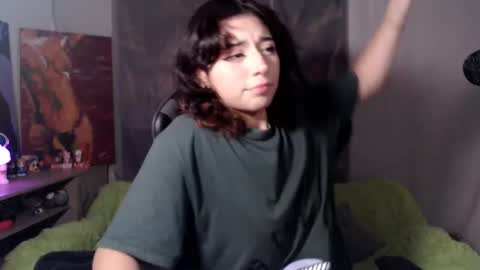 jade 18  online show from 09/12/25, 05:07