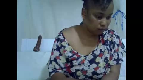 rose online show from 10/12/25, 02:27