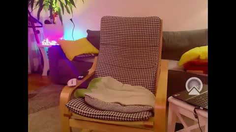 Snapshot of jacek___1 chatting on 12/22/24, 11:41 jacek___1 online show from 12/22/24, 11:41