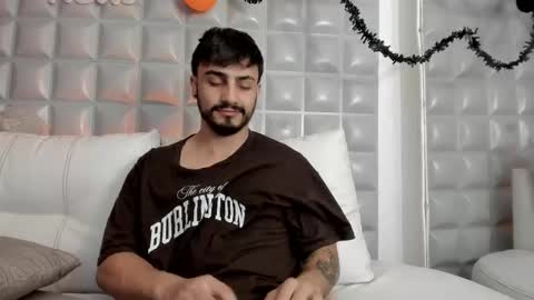 Snapshot of jack_daniel__ chatting on 10/22/25, 03:45 JACK DANIEL online show from 10/22/25, 03:45