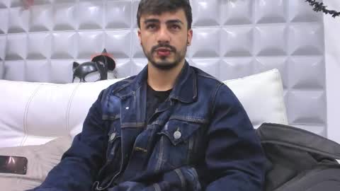 Snapshot of jack_daniel__ chatting on 10/25/25, 04:57 JACK DANIEL online show from 10/25/25, 04:57