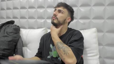 Snapshot of jack_daniel__ chatting on 11/18/25, 04:11 JACK DANIEL online show from 11/18/25, 04:11