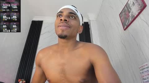 Snapshot of jack_muscles69_ chatting on 12/31/24, 05:07 Jack online show from 12/31/24, 05:07