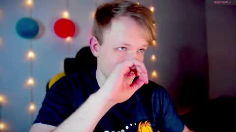 Snapshot of jack_only__ chatting on 09/21/25, 09:05 Anton online show from 09/21/25, 09:05