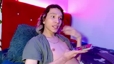 Snapshot of jack_s21 chatting on 12/04/24, 01:47 Laick online show from 12/04/24, 01:47