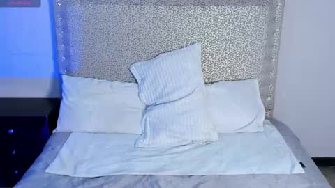 Jack White online show from 02/12/25, 04:01