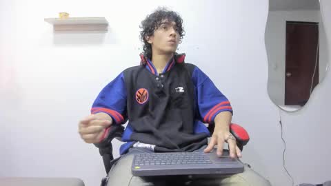 Jackes Taylor online show from 10/25/25, 05:37