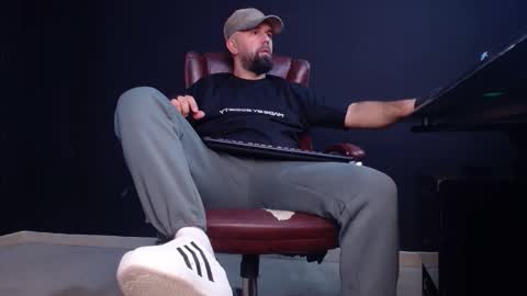 JackEthan online show from 10/24/25, 04:31