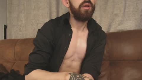 Snapshot of jackfoden01 chatting on 02/25/25, 06:25 Jack Foden online show from 02/25/25, 06:25