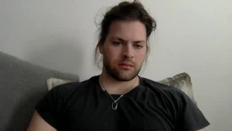 Snapshot of jackhung24yrold chatting on 01/25/25, 07:49 cumming soon online show from 01/25/25, 07:49