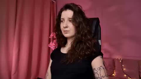 Snapshot of jackiebard chatting on 09/09/25, 01:10 Jackie Byrd online show from 09/09/25, 01:10