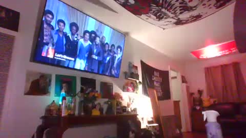 Snapshot of jackievilleof chatting on 10/14/25, 06:47 sophi scott online show from 10/14/25, 06:47