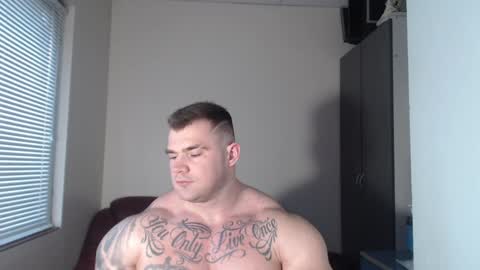 Snapshot of jackyhuge chatting on 12/28/24, 10:14 Jacky online show from 12/28/24, 10:14