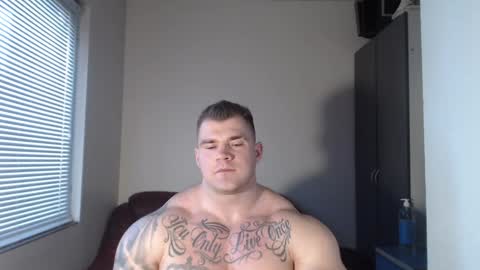 Snapshot of jackyhuge chatting on 12/30/24, 11:26 Jacky online show from 12/30/24, 11:26