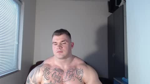 Snapshot of jackyhuge chatting on 01/06/25, 08:35 Jacky online show from 01/06/25, 08:35