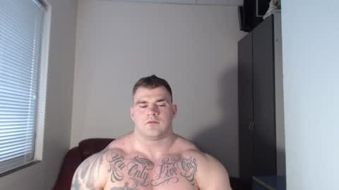 Snapshot of jackyhuge chatting on 01/17/25, 10:22 Jacky online show from 01/17/25, 10:22